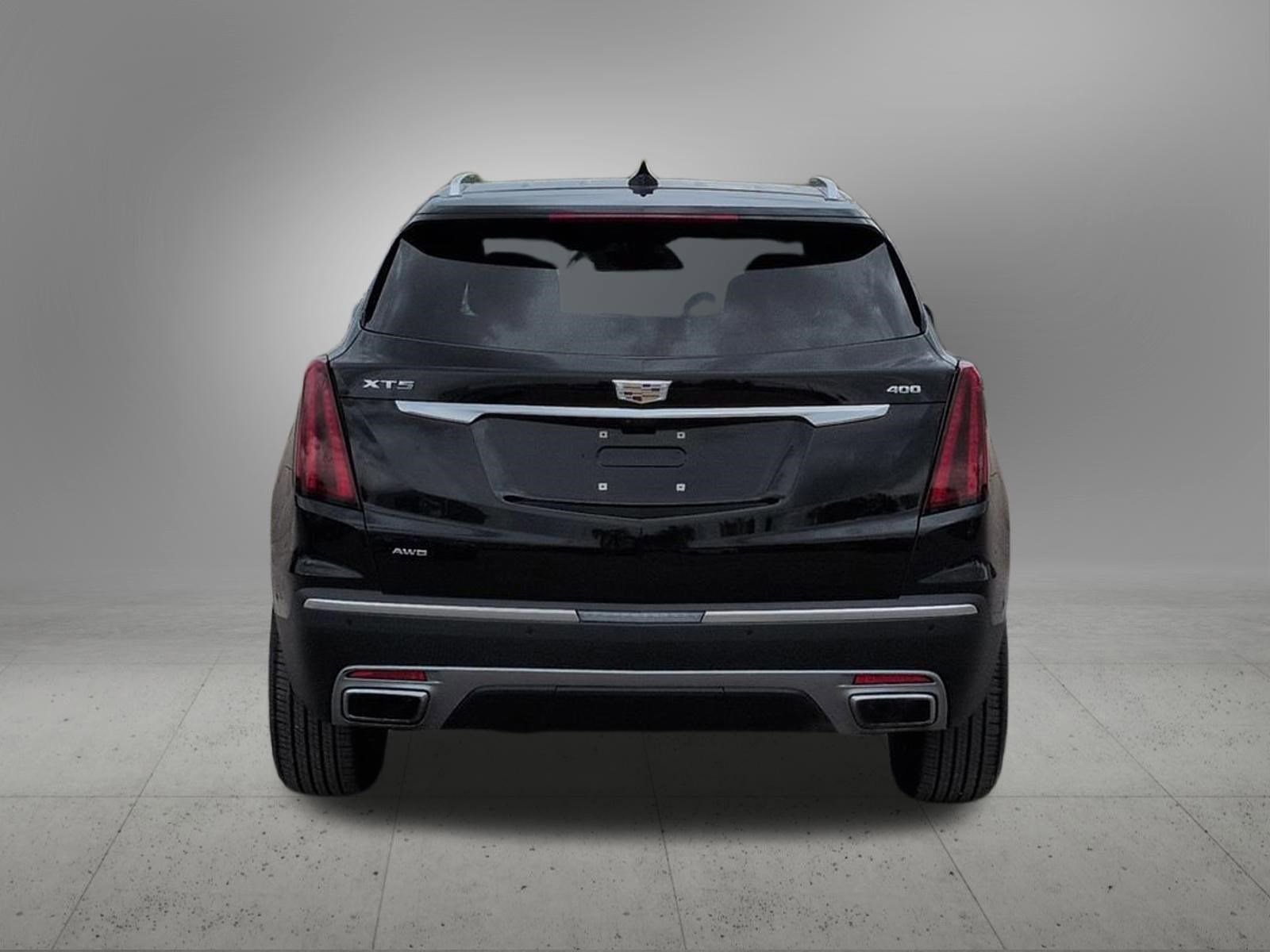 Thumbnail: 2023 Cadillac XT5 - 5