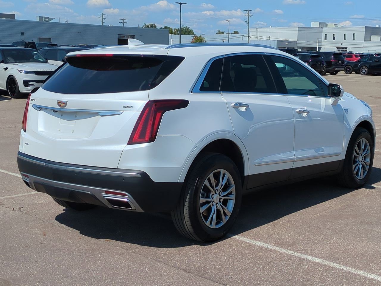 Thumbnail: 2023 Cadillac XT5 - 6