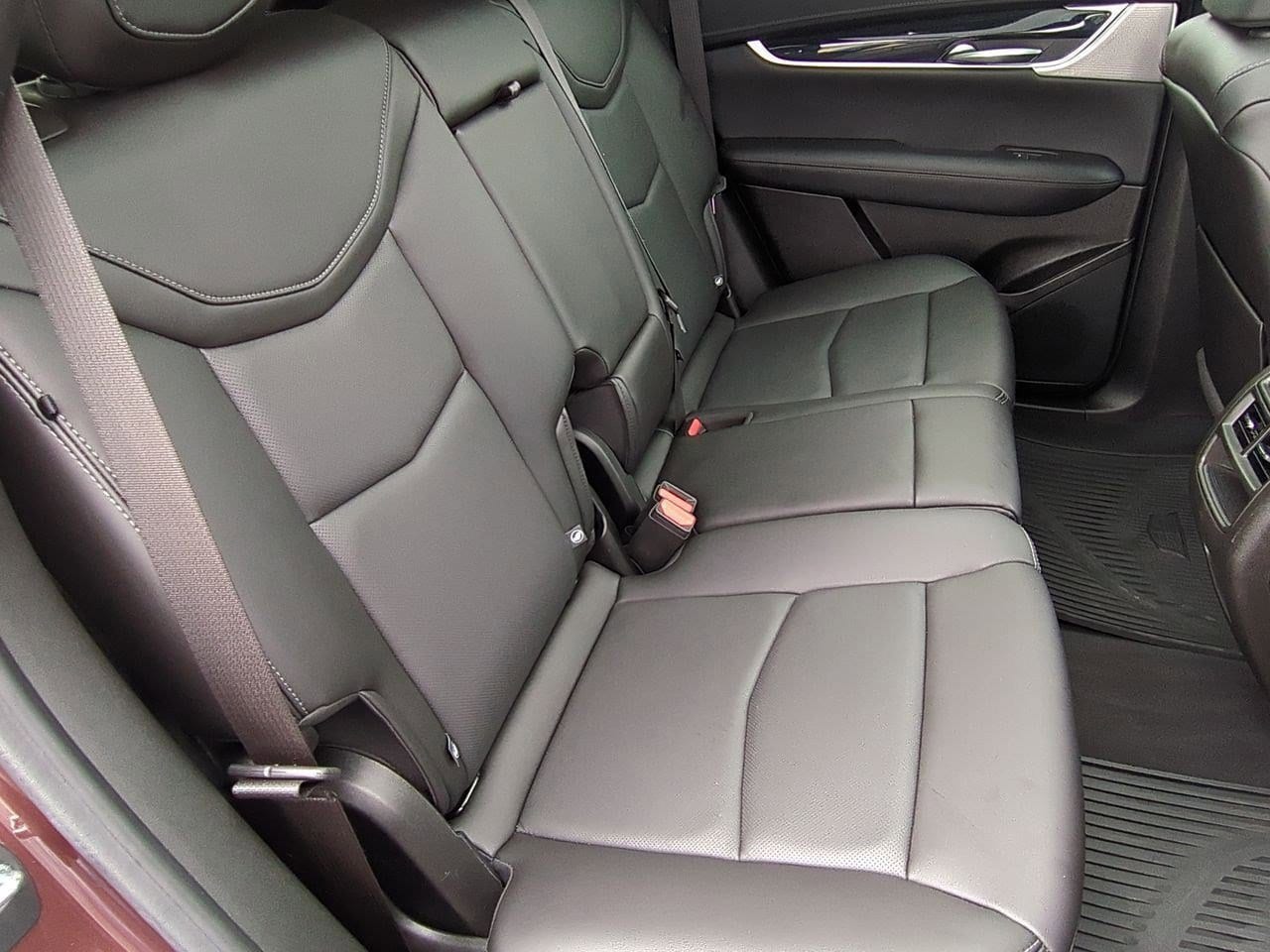 Thumbnail: 2023 Cadillac XT5 - 20