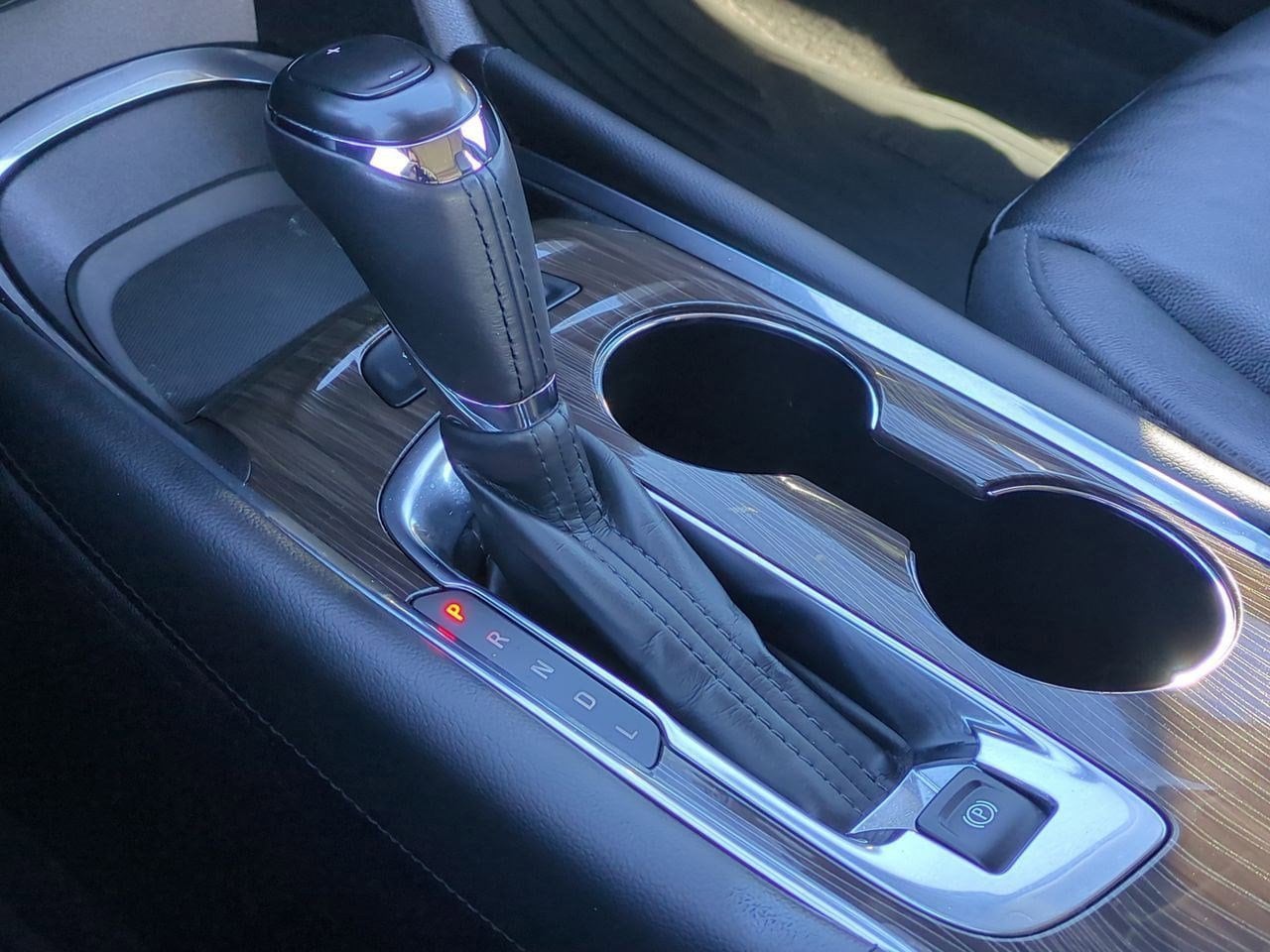 Thumbnail: 2018 Chevrolet Malibu - 33