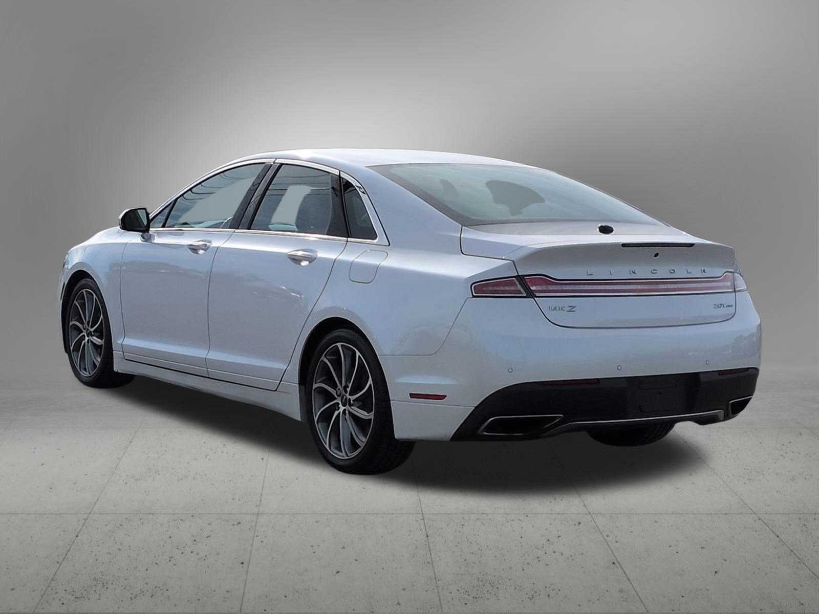 2019 Lincoln MKZ Reserve photo 4