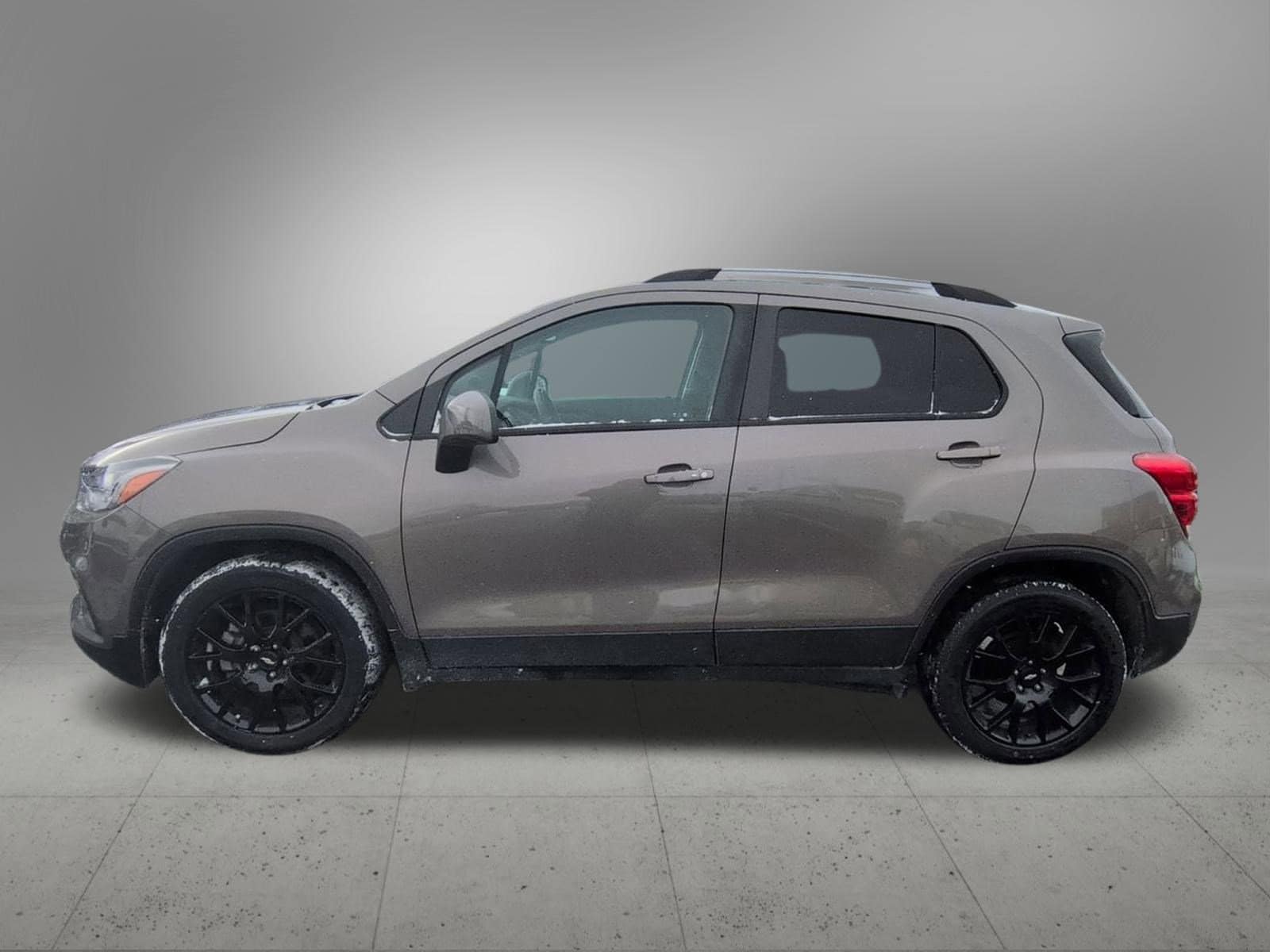 Thumbnail: 2021 Chevrolet Trax - 3