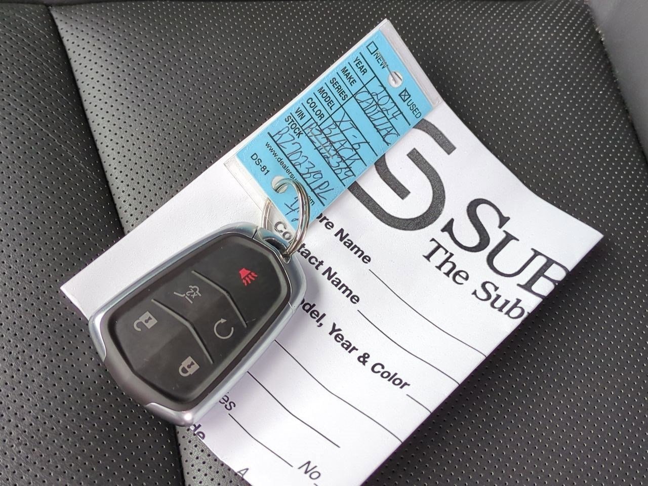 Thumbnail: 2024 Cadillac XT6 - 36