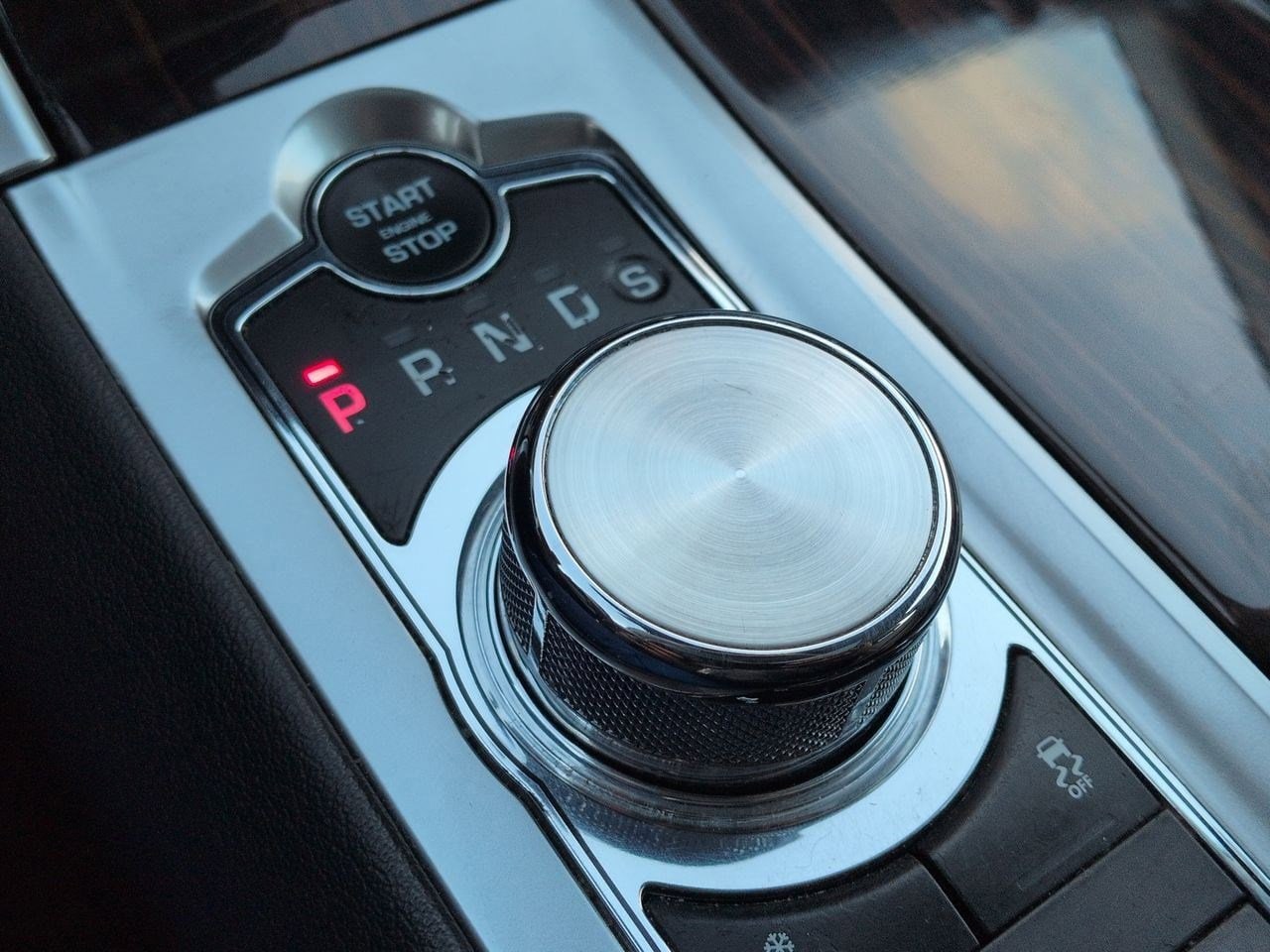 Thumbnail: 2014 Jaguar XF - 30