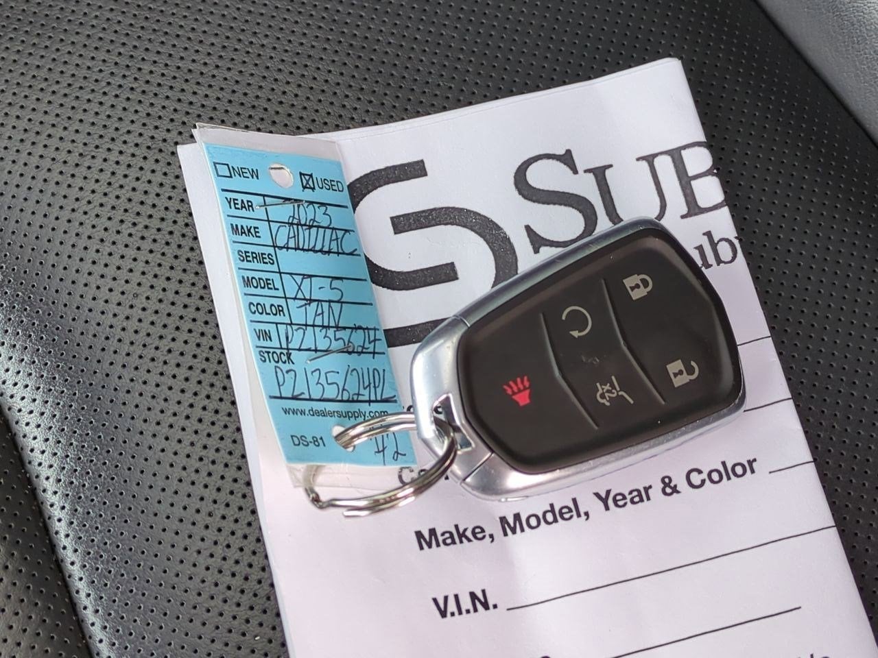 Thumbnail: 2023 Cadillac XT5 - 35