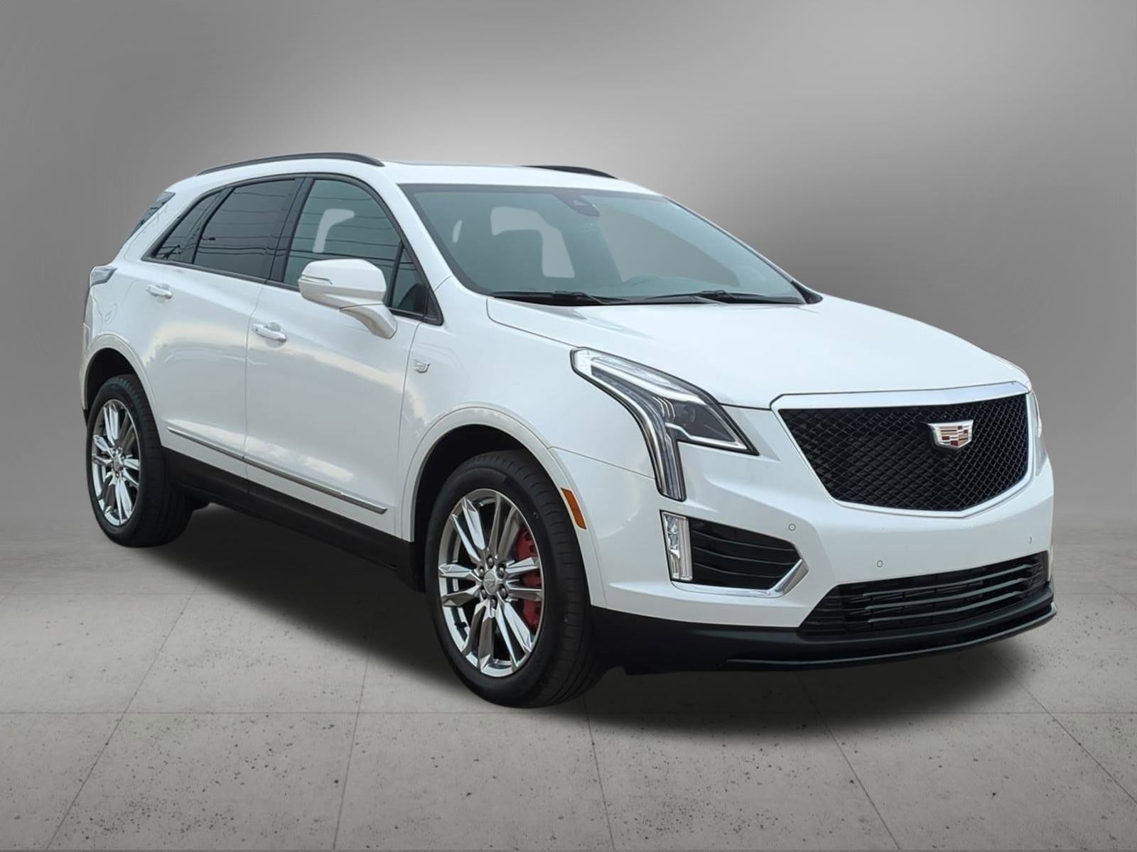 Thumbnail: 2023 Cadillac XT5 - 8