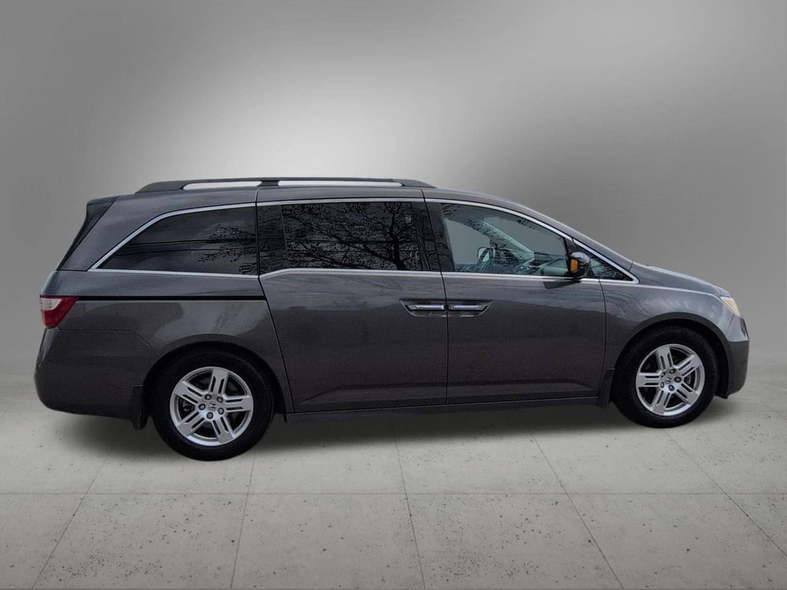 Thumbnail: 2012 Honda Odyssey - 7