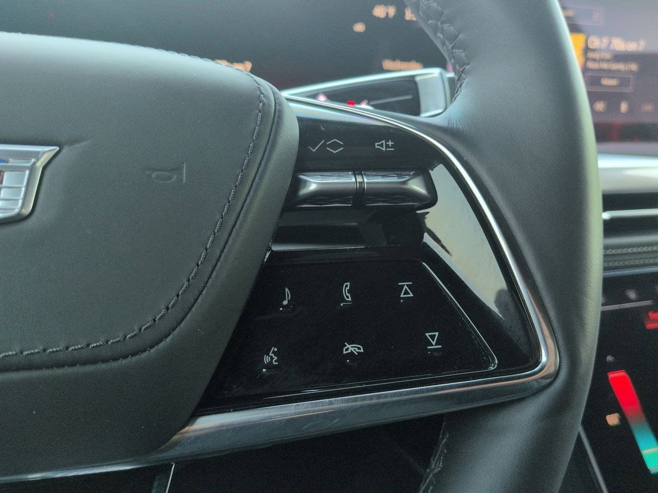 Thumbnail: 2025 Cadillac Escalade - 27