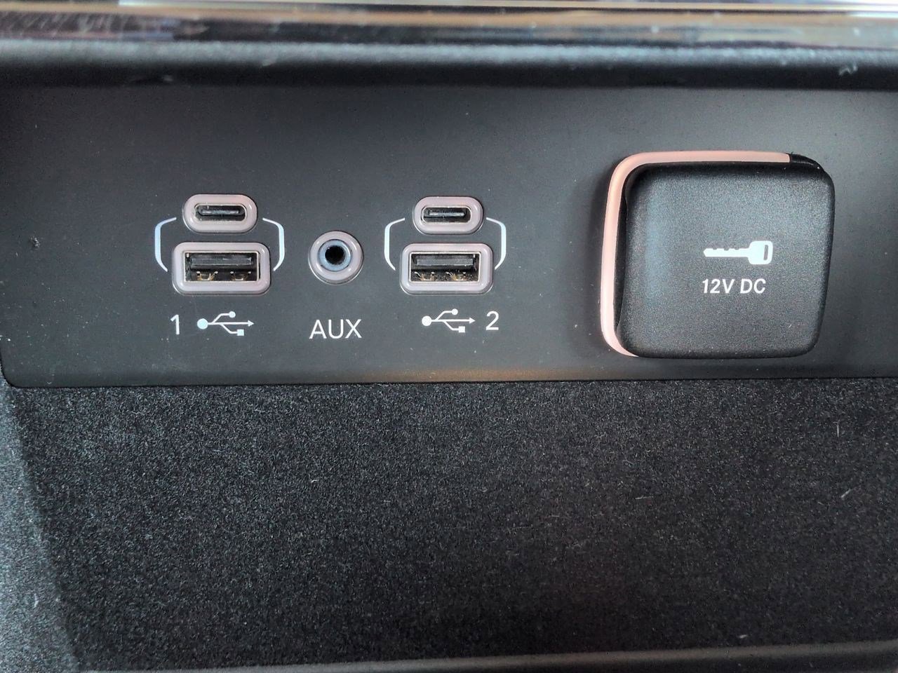 Thumbnail: 2022 Jeep Grand Cherokee - 29