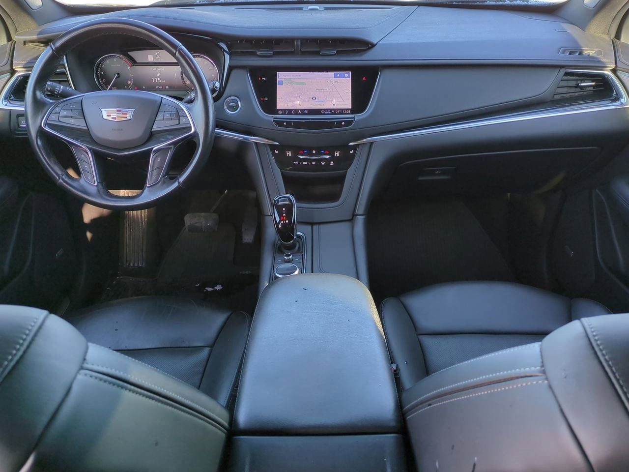 Thumbnail: 2023 Cadillac XT5 - 15