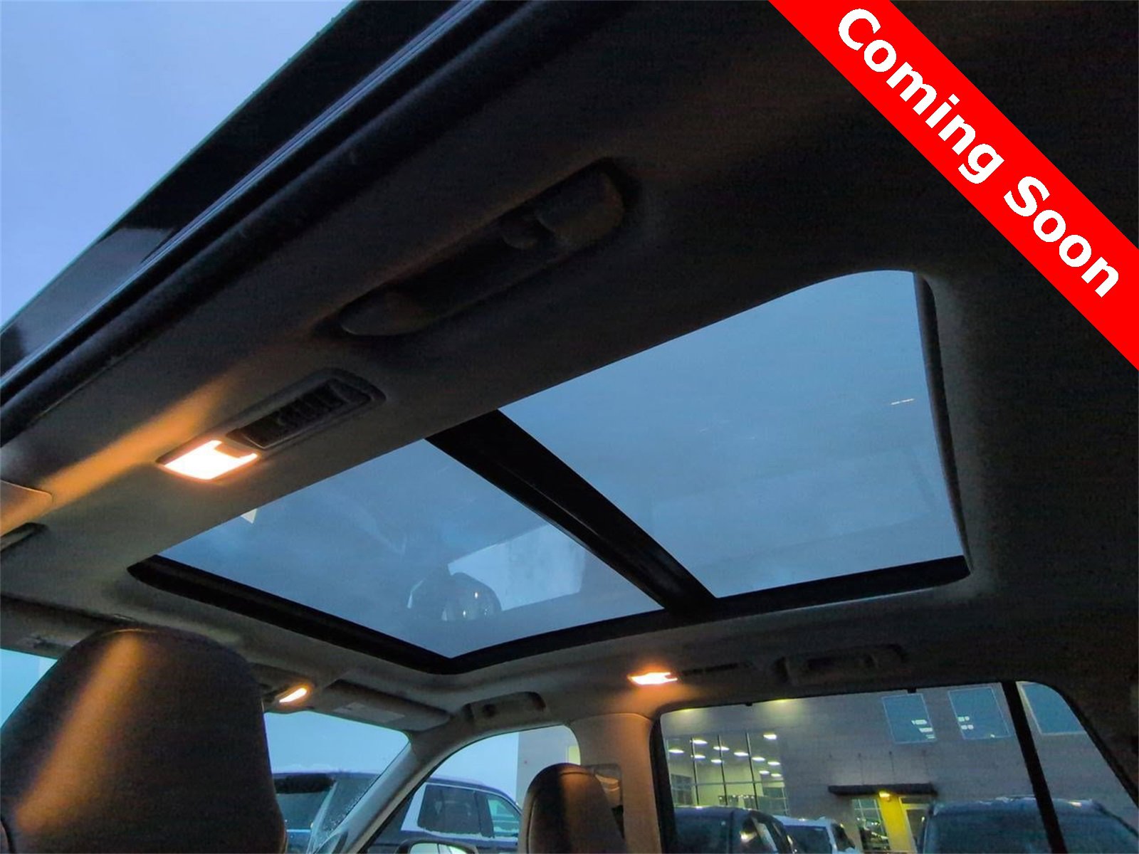 Thumbnail: 2023 Toyota Highlander - 21