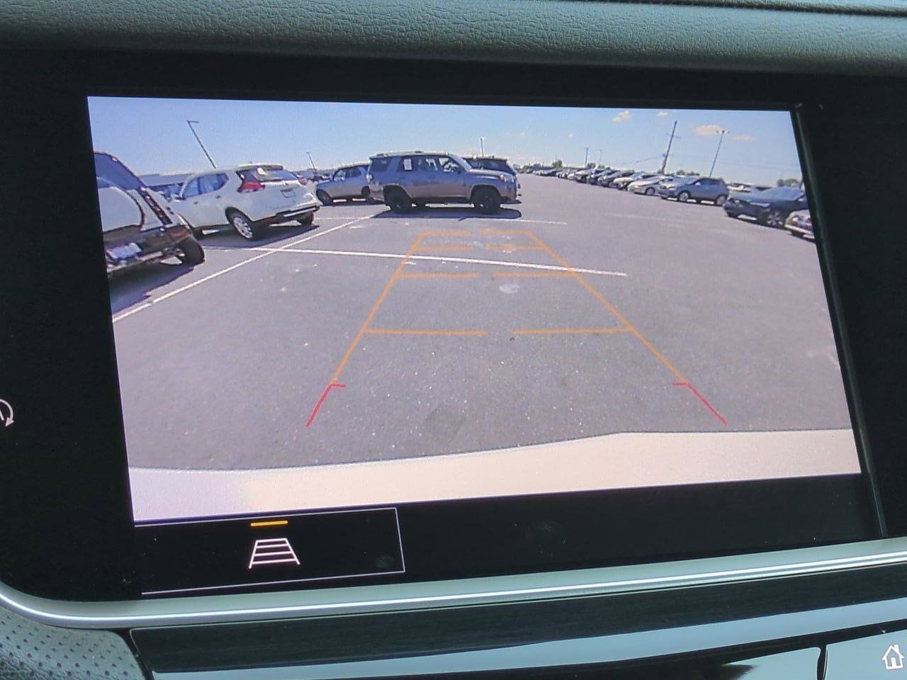 Thumbnail: 2023 Cadillac XT5 - 30