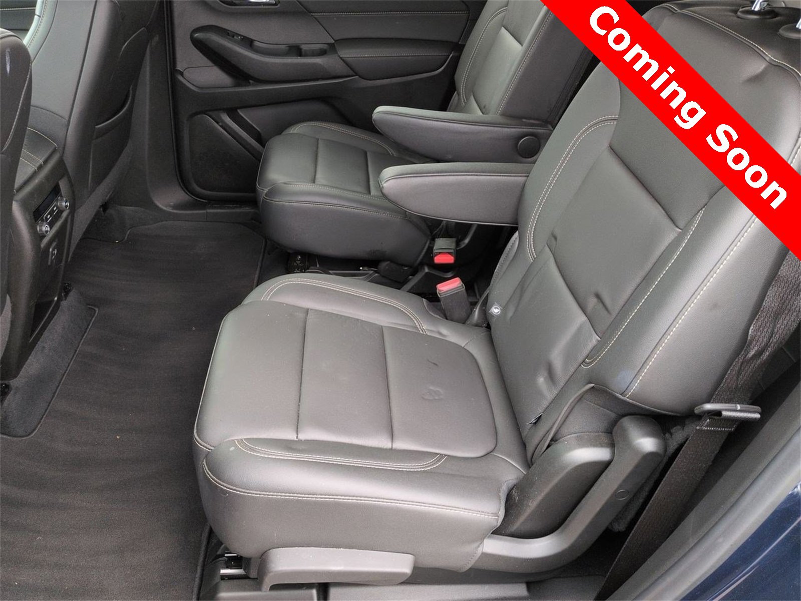 Thumbnail: 2023 Chevrolet Traverse - 18