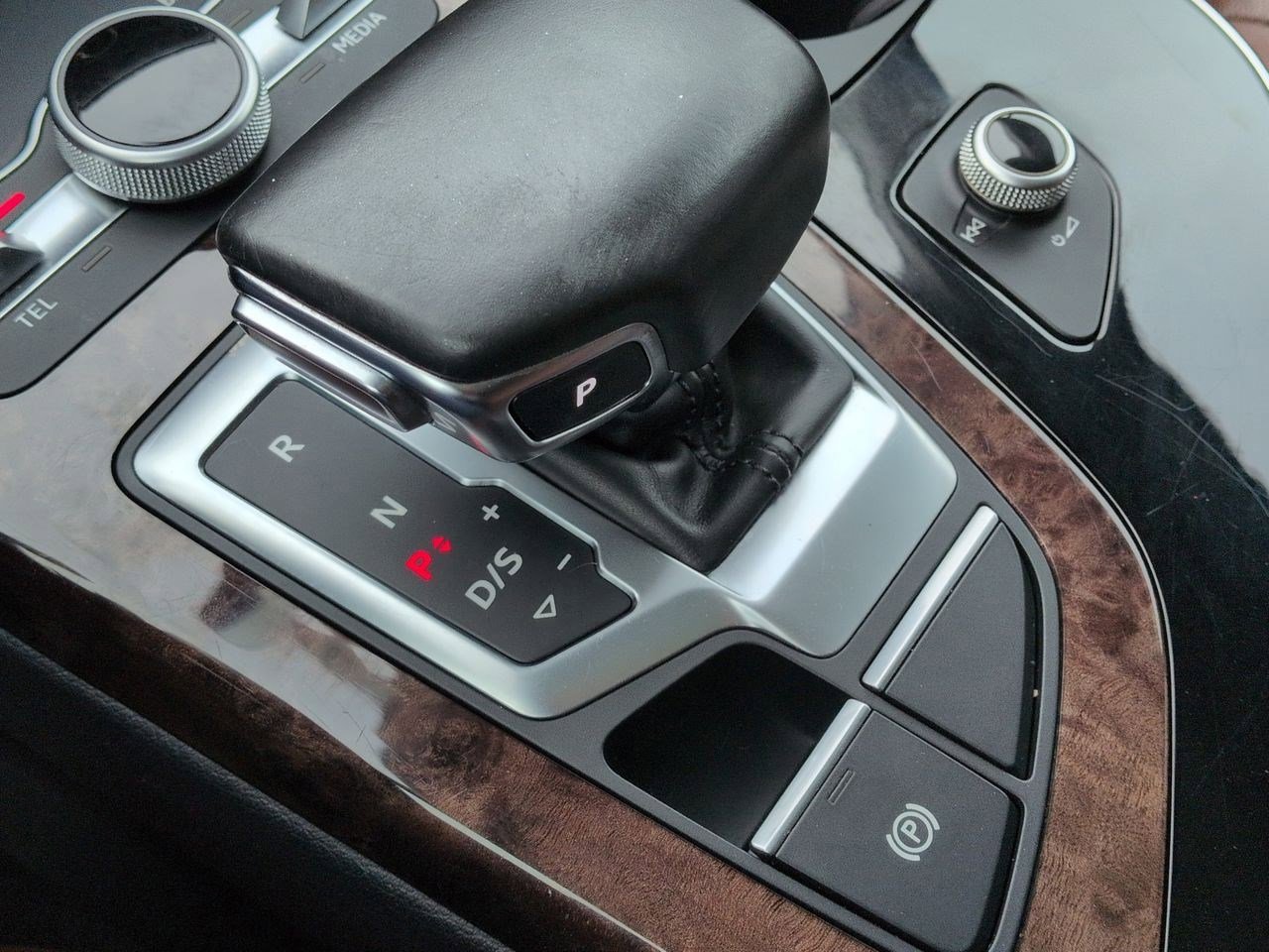 Thumbnail: 2017 Audi Q7 - 35