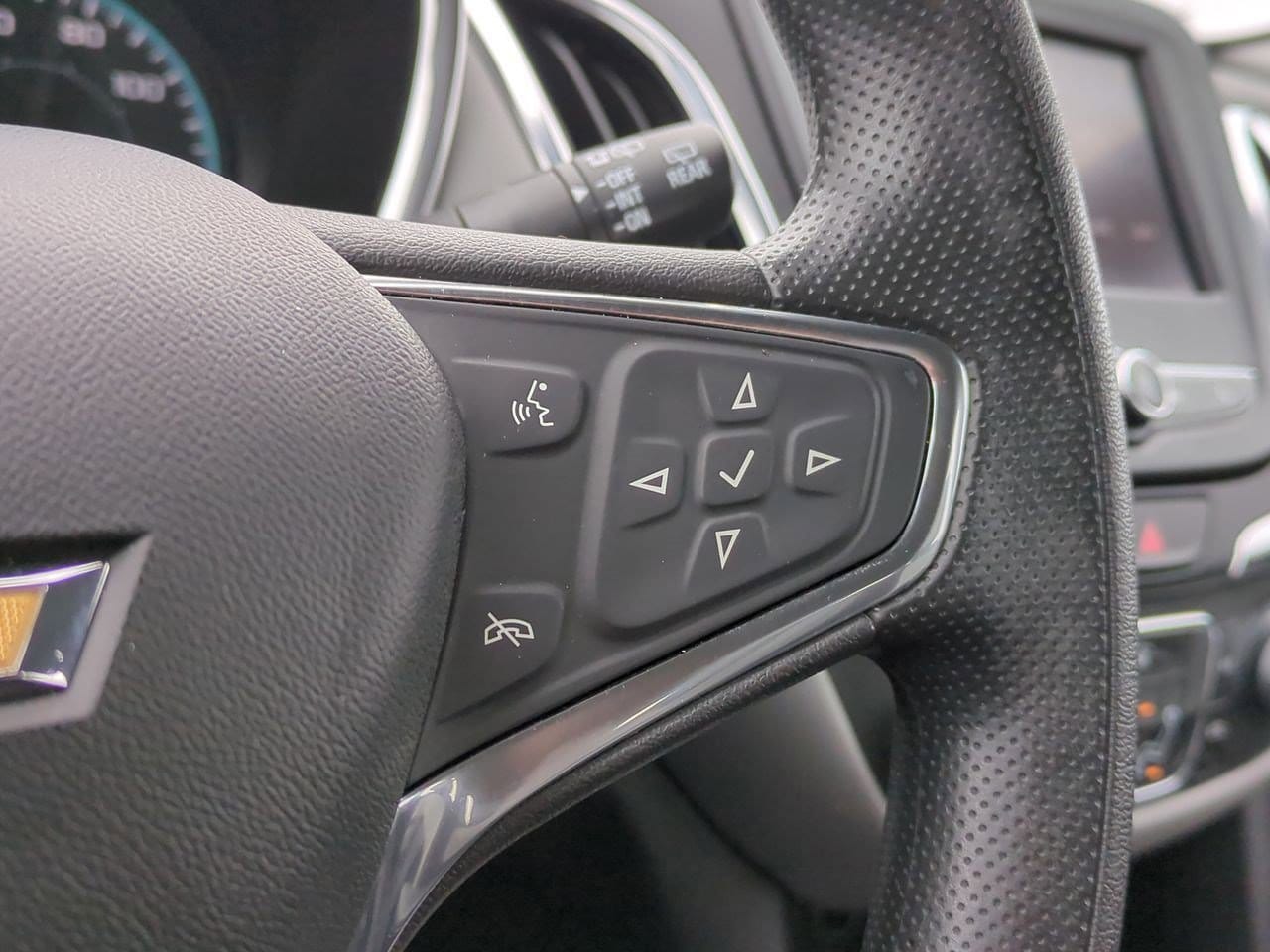 Thumbnail: 2021 Chevrolet Equinox - 24