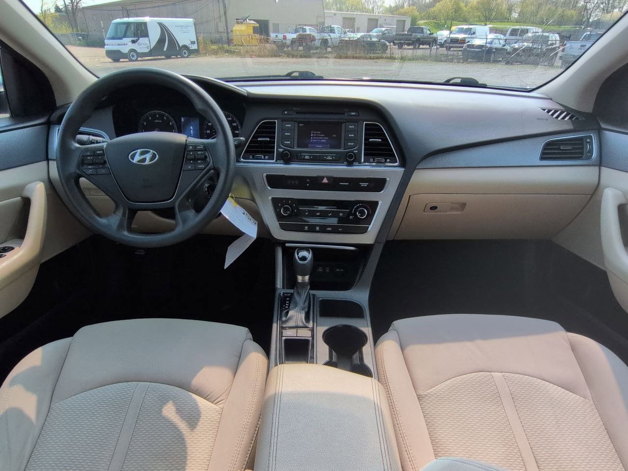 Thumbnail: 2015 Hyundai Sonata - 15
