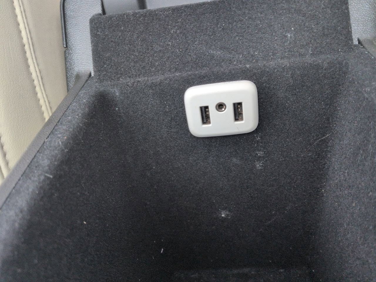 Thumbnail: 2017 Cadillac XT5 - 33