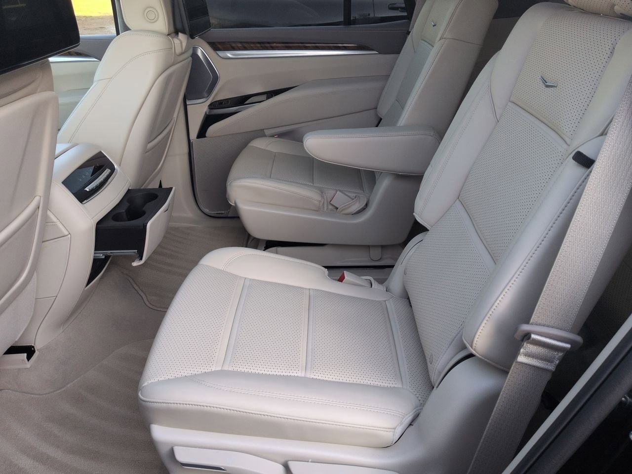 Thumbnail: 2025 Cadillac Escalade - 20