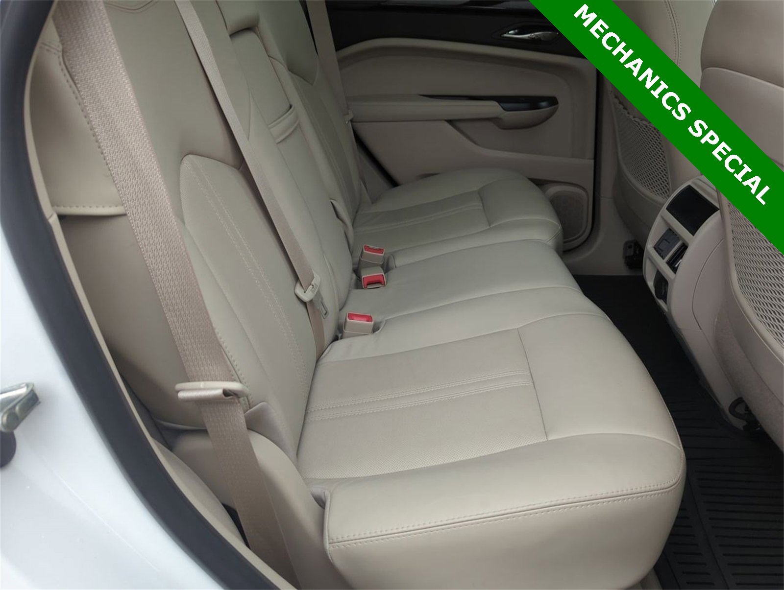 Thumbnail: 2014 Cadillac SRX - 19