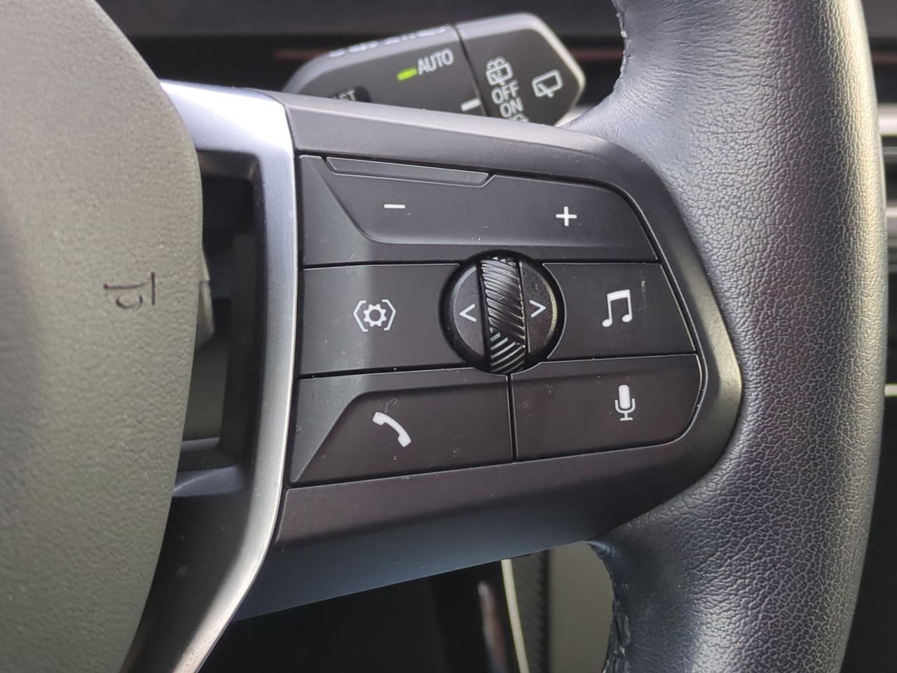 Thumbnail: 2023 BMW X1 - 24