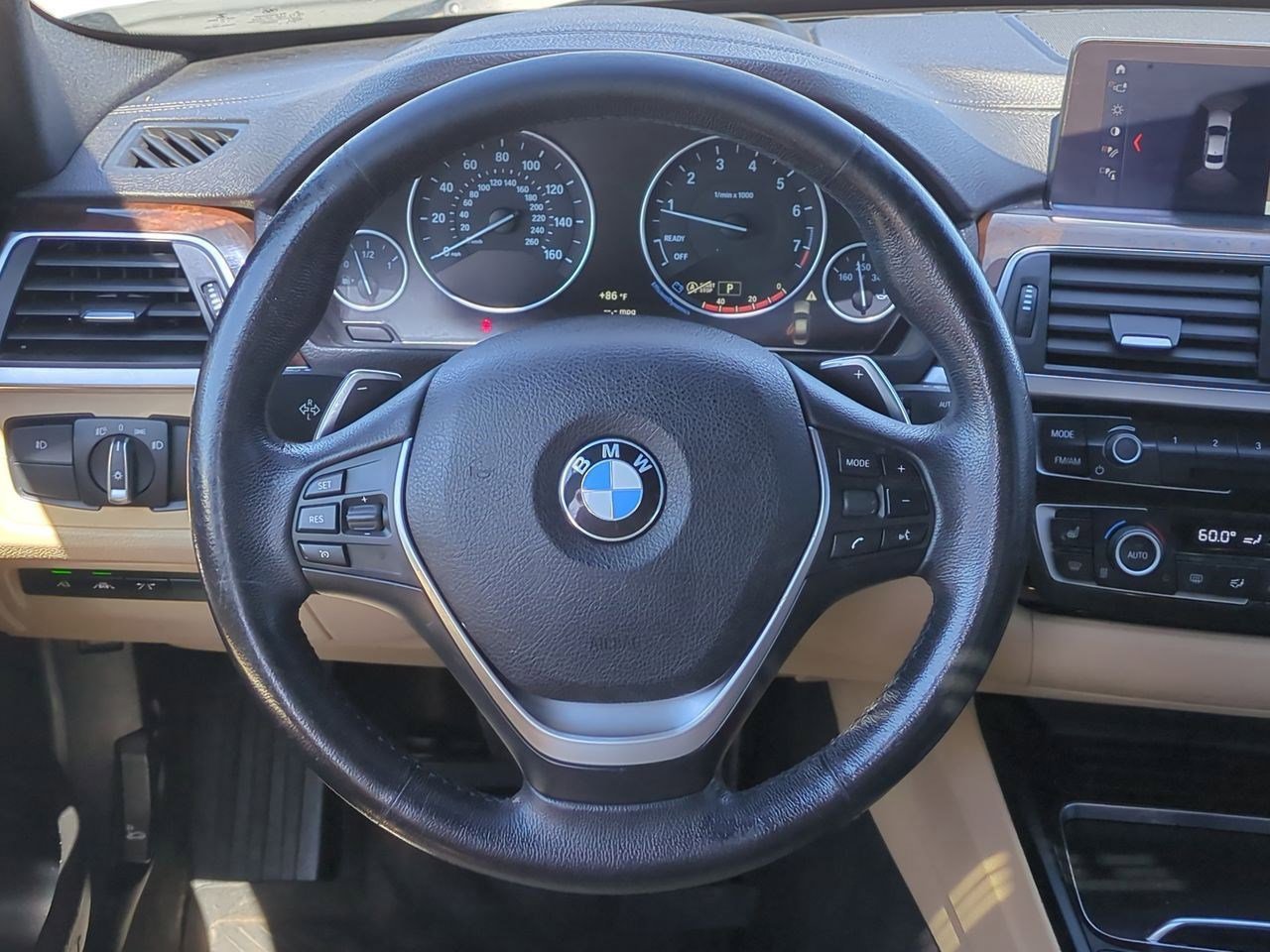 Thumbnail: 2018 BMW 3 Series - 23
