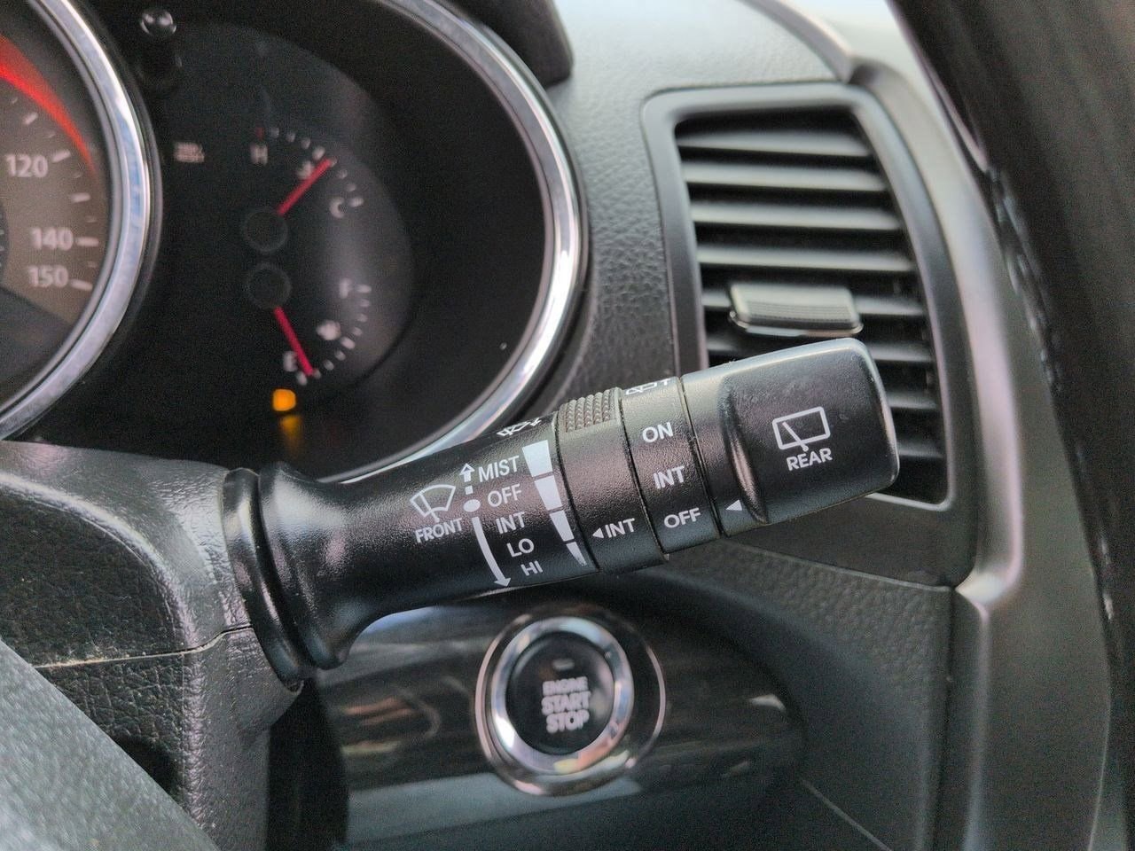Thumbnail: 2013 Kia Sorento - 27