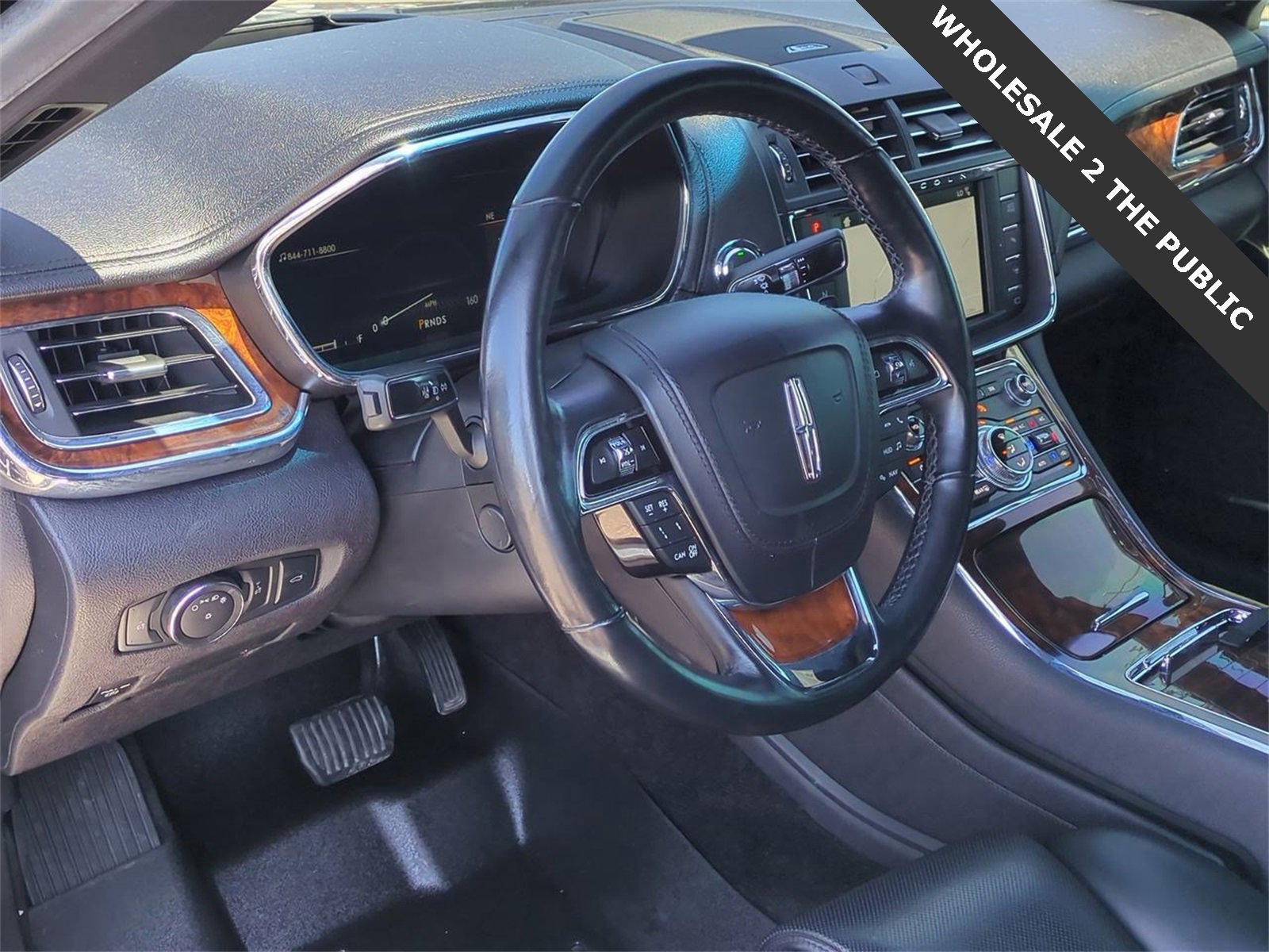 Thumbnail: 2018 Lincoln Continental - 2