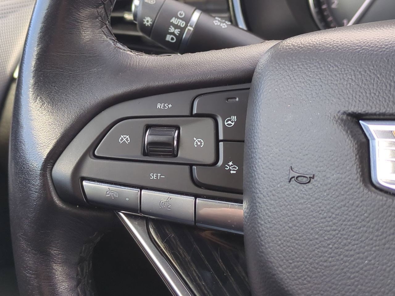 Thumbnail: 2024 Cadillac XT6 - 25