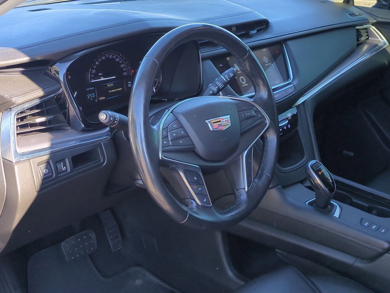 Thumbnail: 2018 Cadillac XT5 - 2