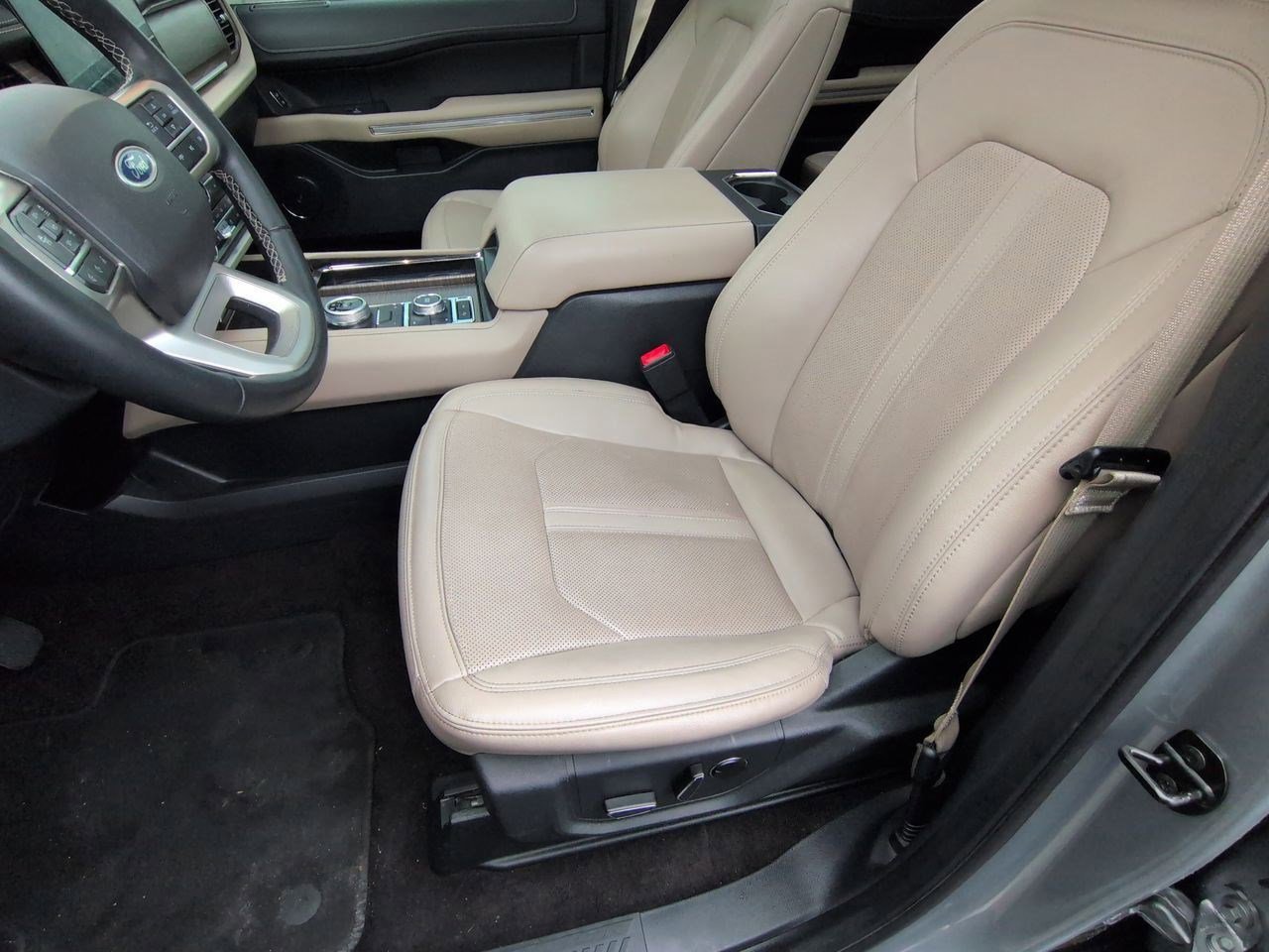 Thumbnail: 2023 Ford Expedition MAX - 17