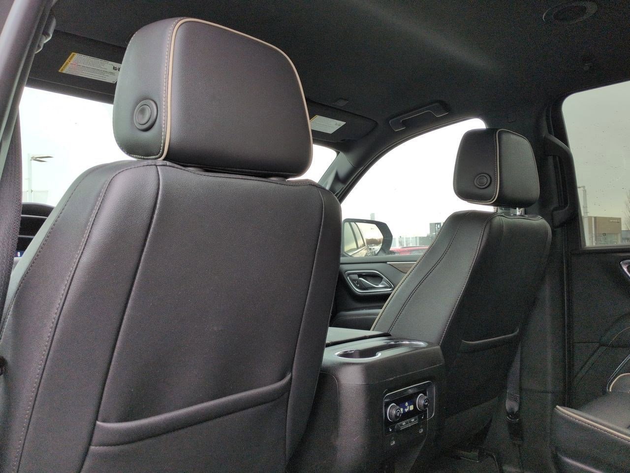 Thumbnail: 2023 Chevrolet Suburban - 18