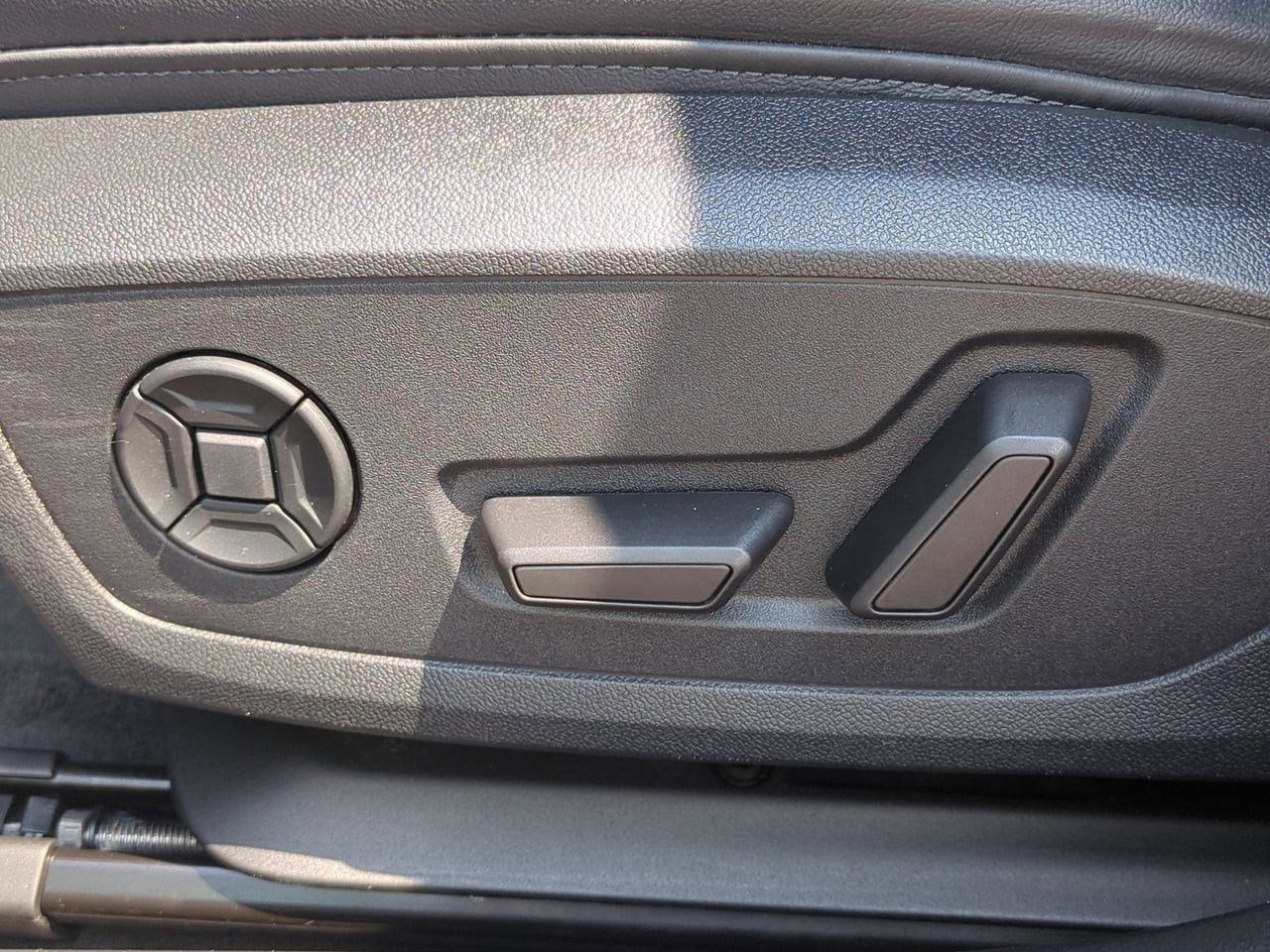 Thumbnail: 2023 Audi A6 - 15
