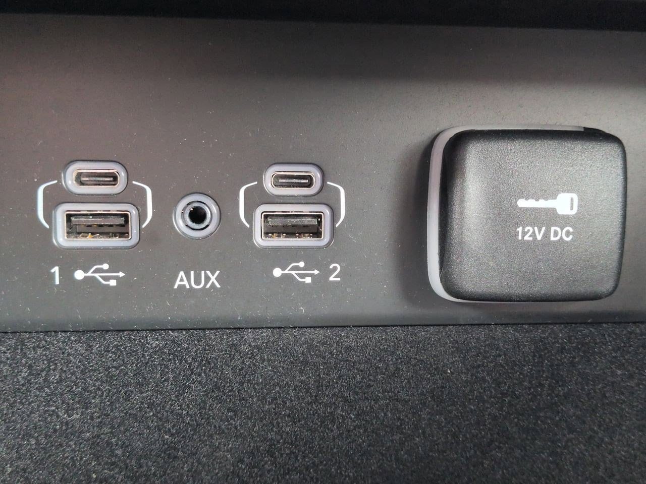 Thumbnail: 2022 Jeep Grand Cherokee - 29