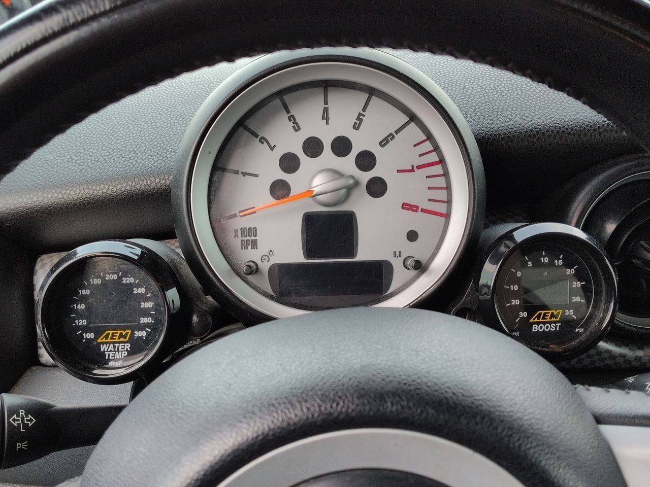 Thumbnail: 2009 MINI Cooper Hardtop - 27