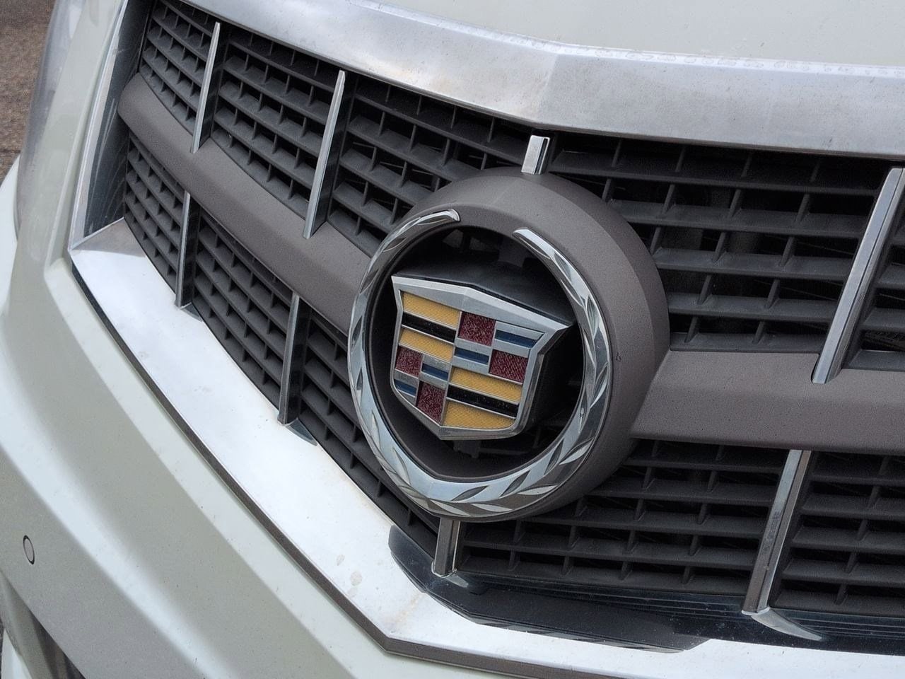Thumbnail: 2011 Cadillac SRX - 11