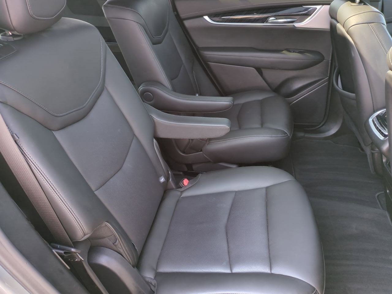 Thumbnail: 2024 Cadillac XT6 - 20
