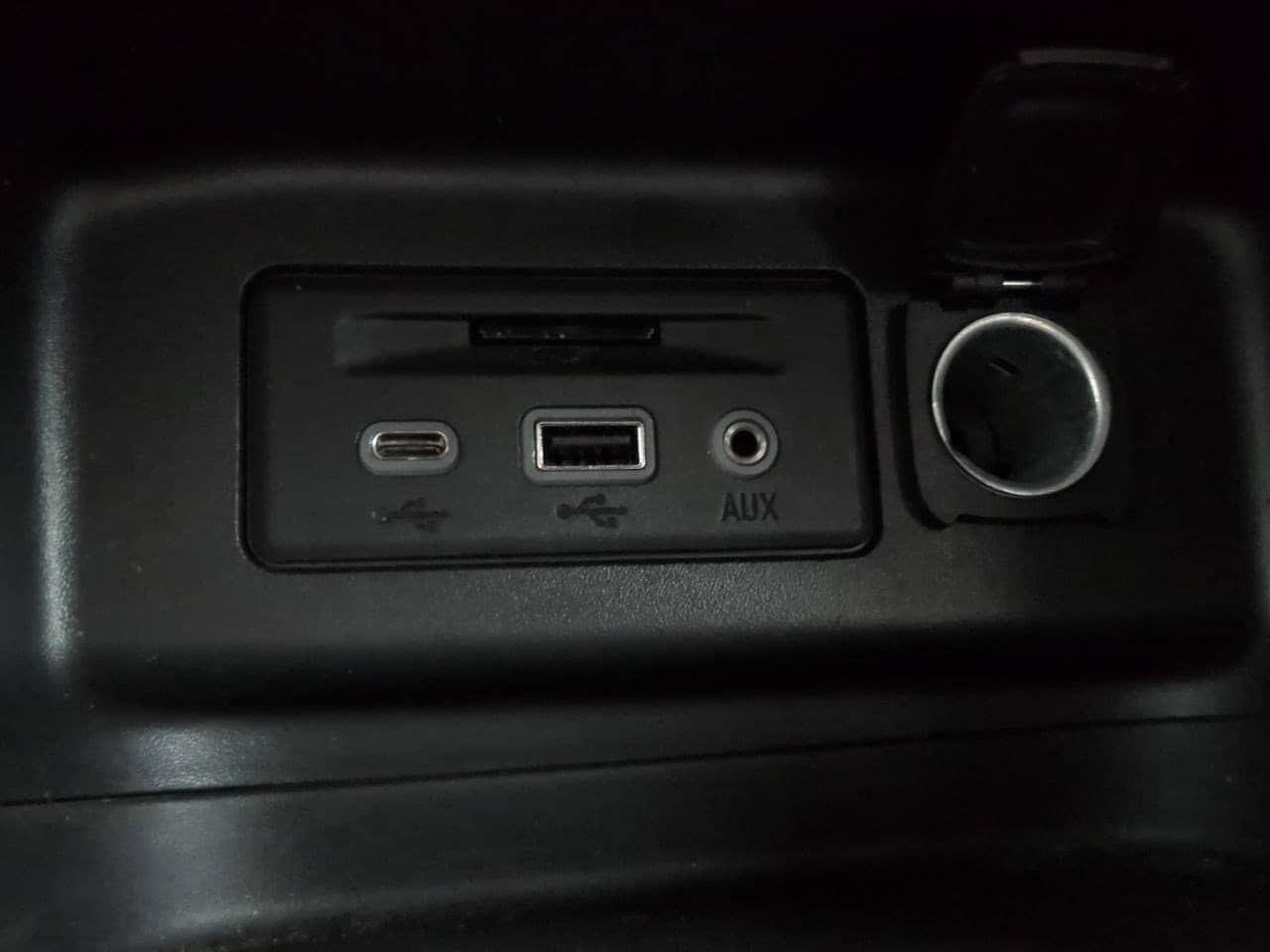 Thumbnail: 2023 Chevrolet Equinox - 30