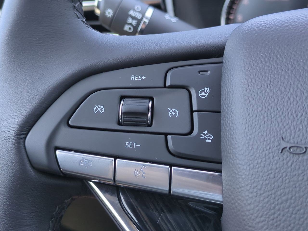 Thumbnail: 2020 Cadillac XT6 - 24