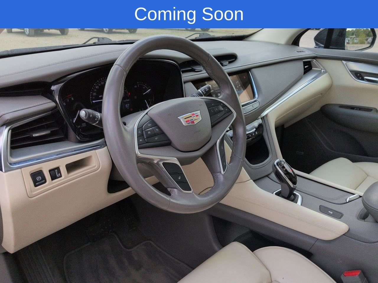 Thumbnail: 2017 Cadillac XT5 - 2