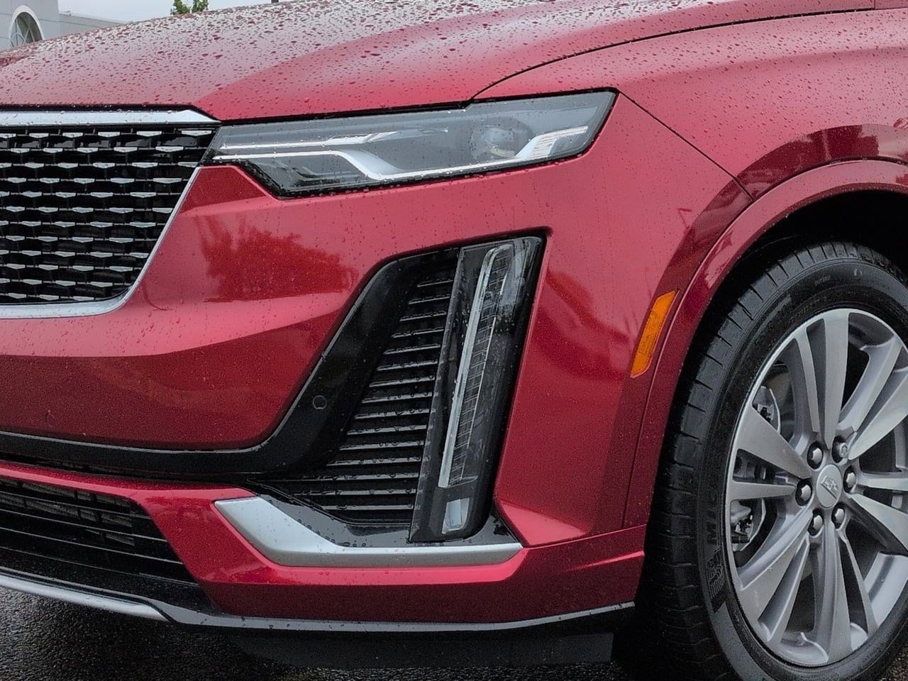 Thumbnail: 2024 Cadillac XT6 - 10