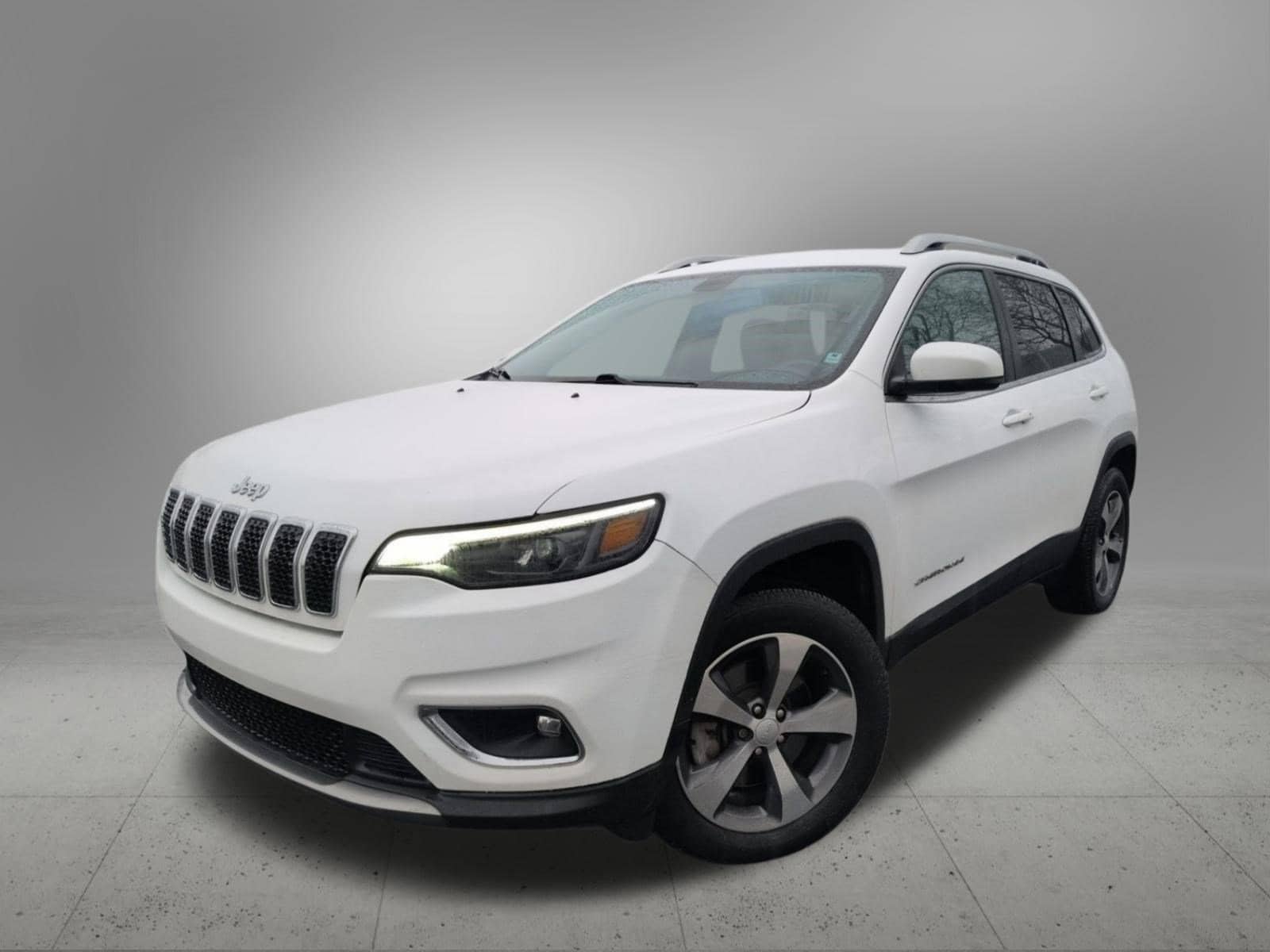 2020 Jeep Cherokee Limited's photo