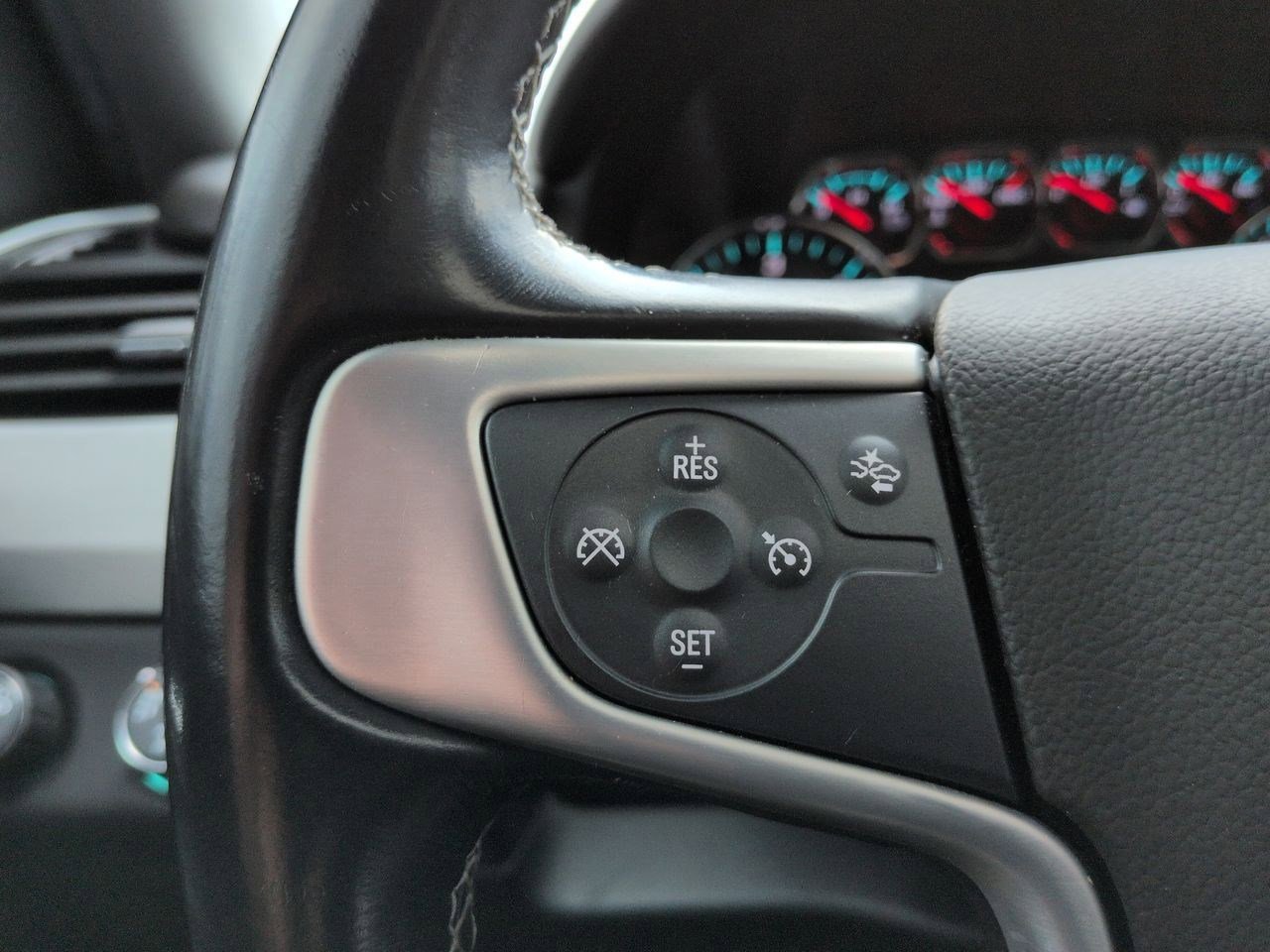 Thumbnail: 2019 GMC Yukon XL - 26