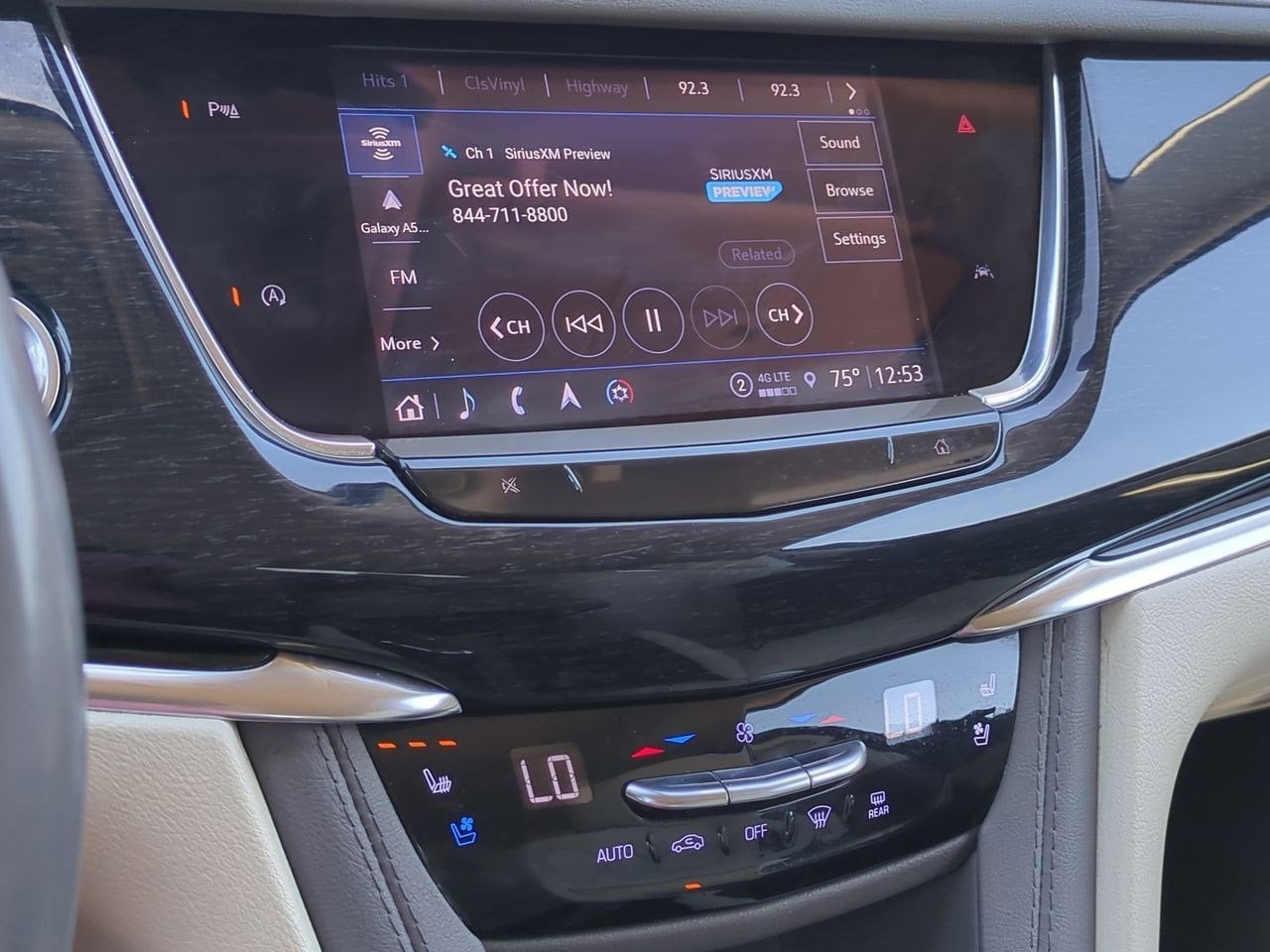 Thumbnail: 2023 Cadillac XT6 - 28