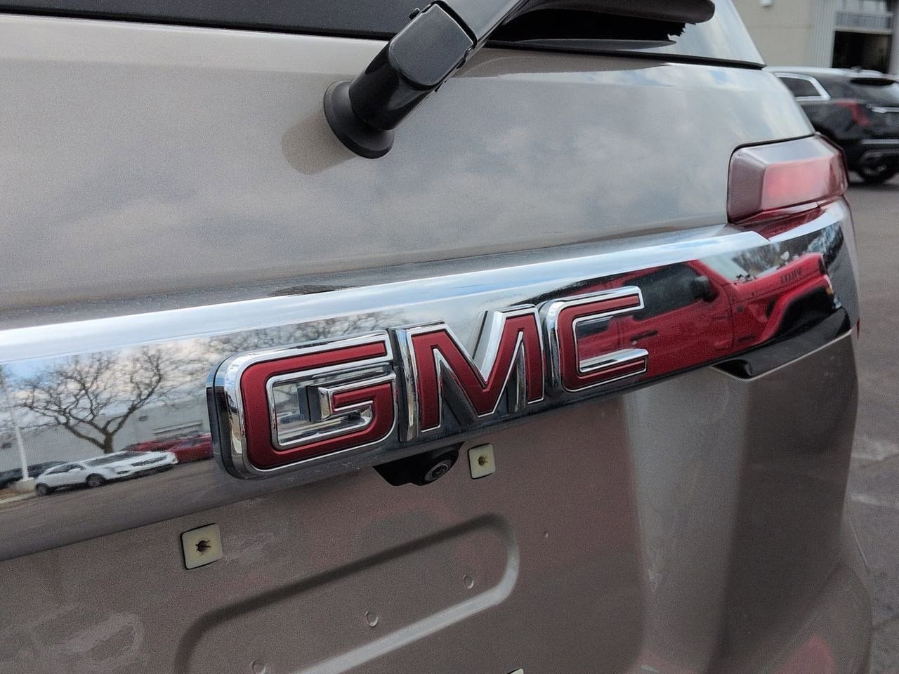 Thumbnail: 2022 GMC Acadia - 10