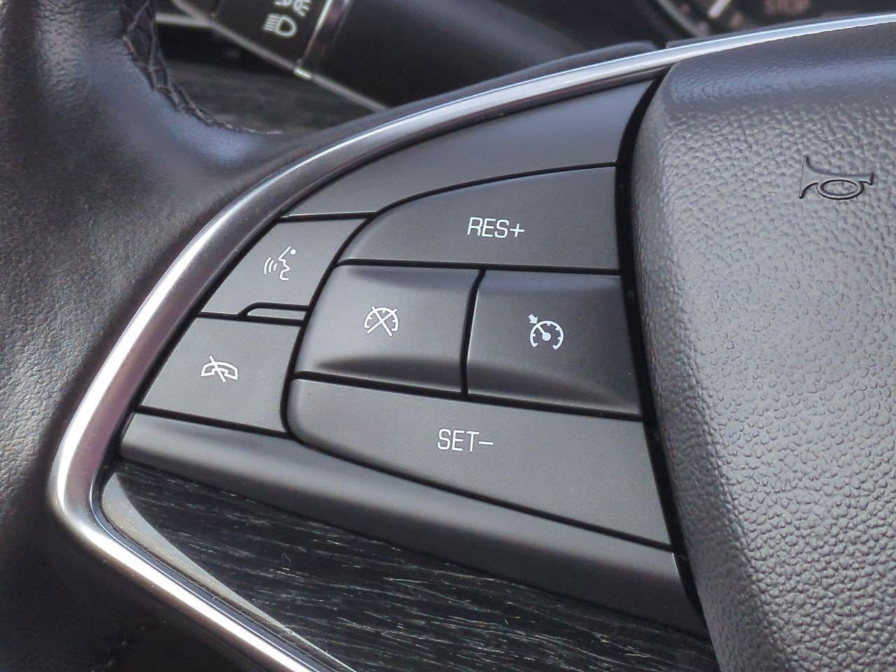 Thumbnail: 2023 Cadillac XT5 - 24