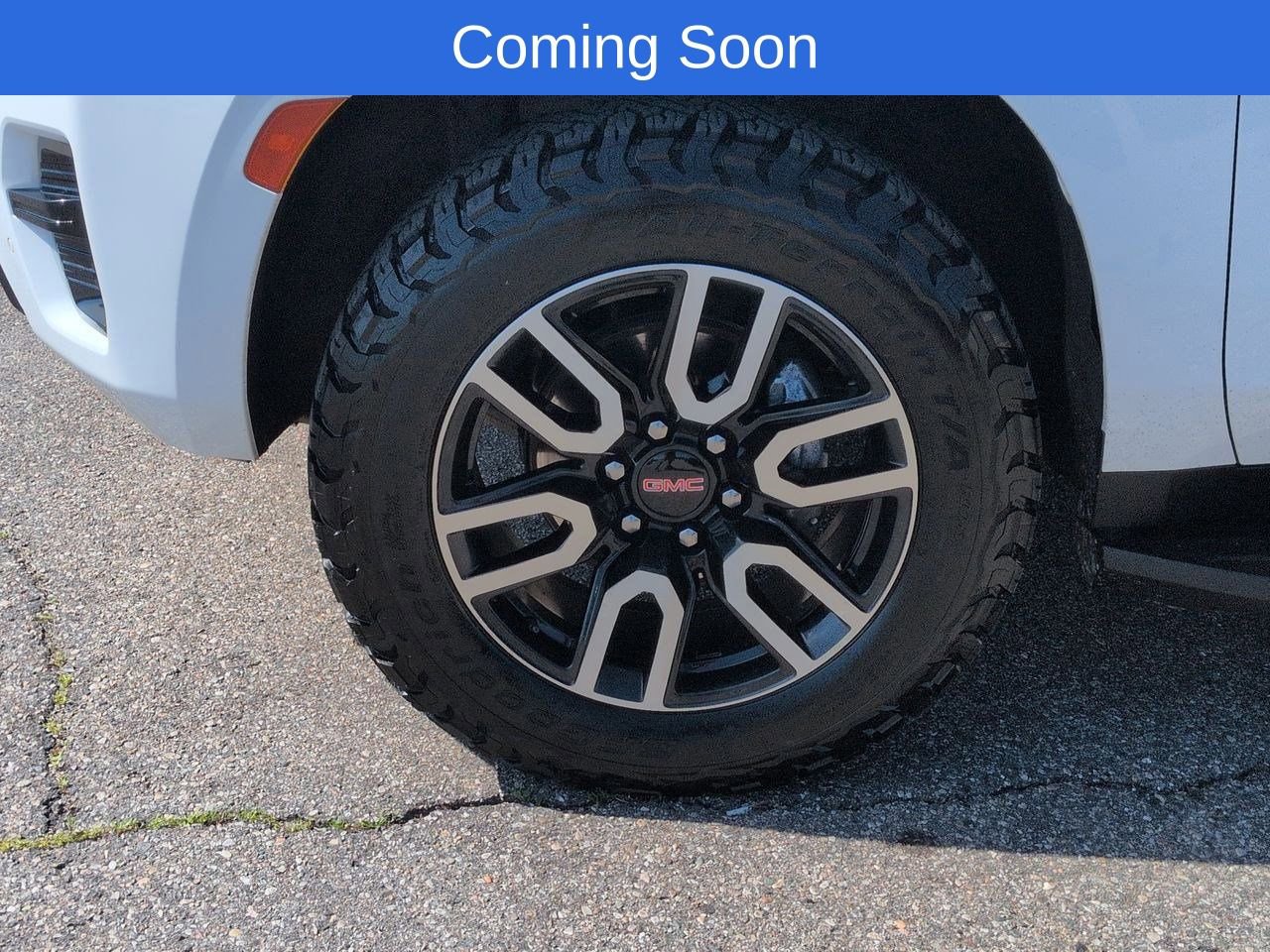 Thumbnail: 2023 GMC Yukon XL - 13