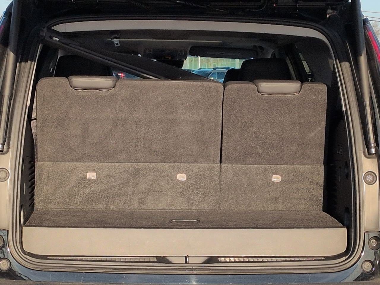 Thumbnail: 2020 Cadillac Escalade - 37