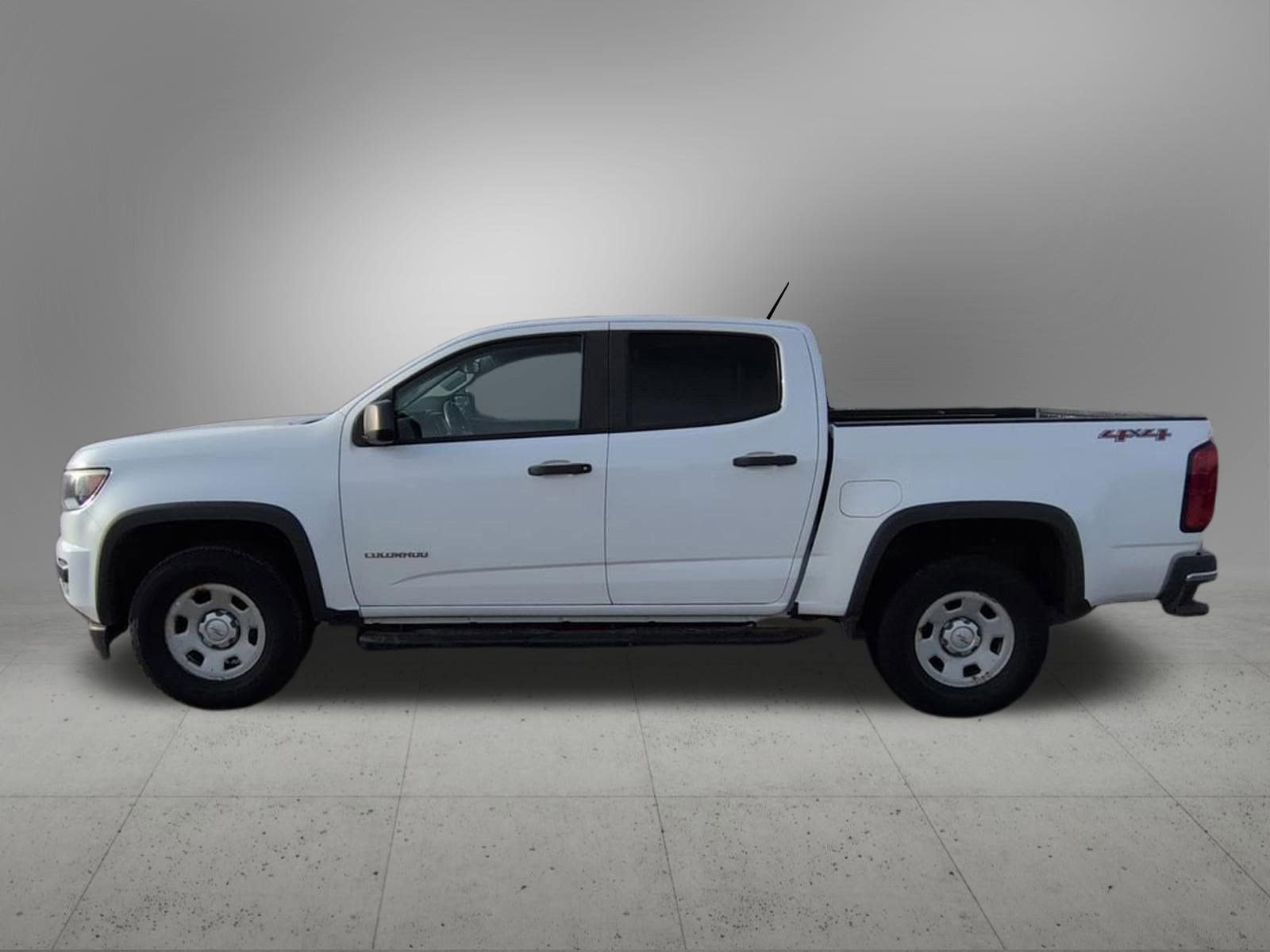 Thumbnail: 2017 Chevrolet Colorado - 3