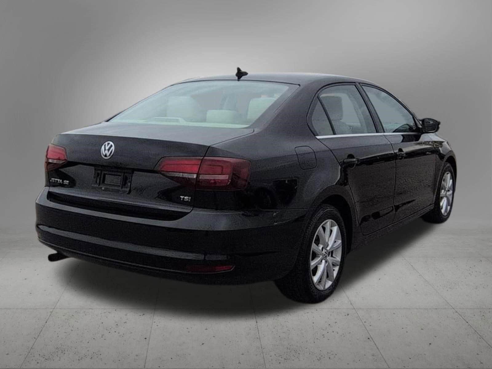 Thumbnail: 2017 Volkswagen Jetta - 6