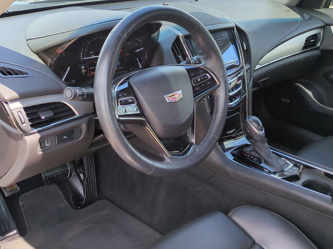 2019 Cadillac ATS Luxury photo 2